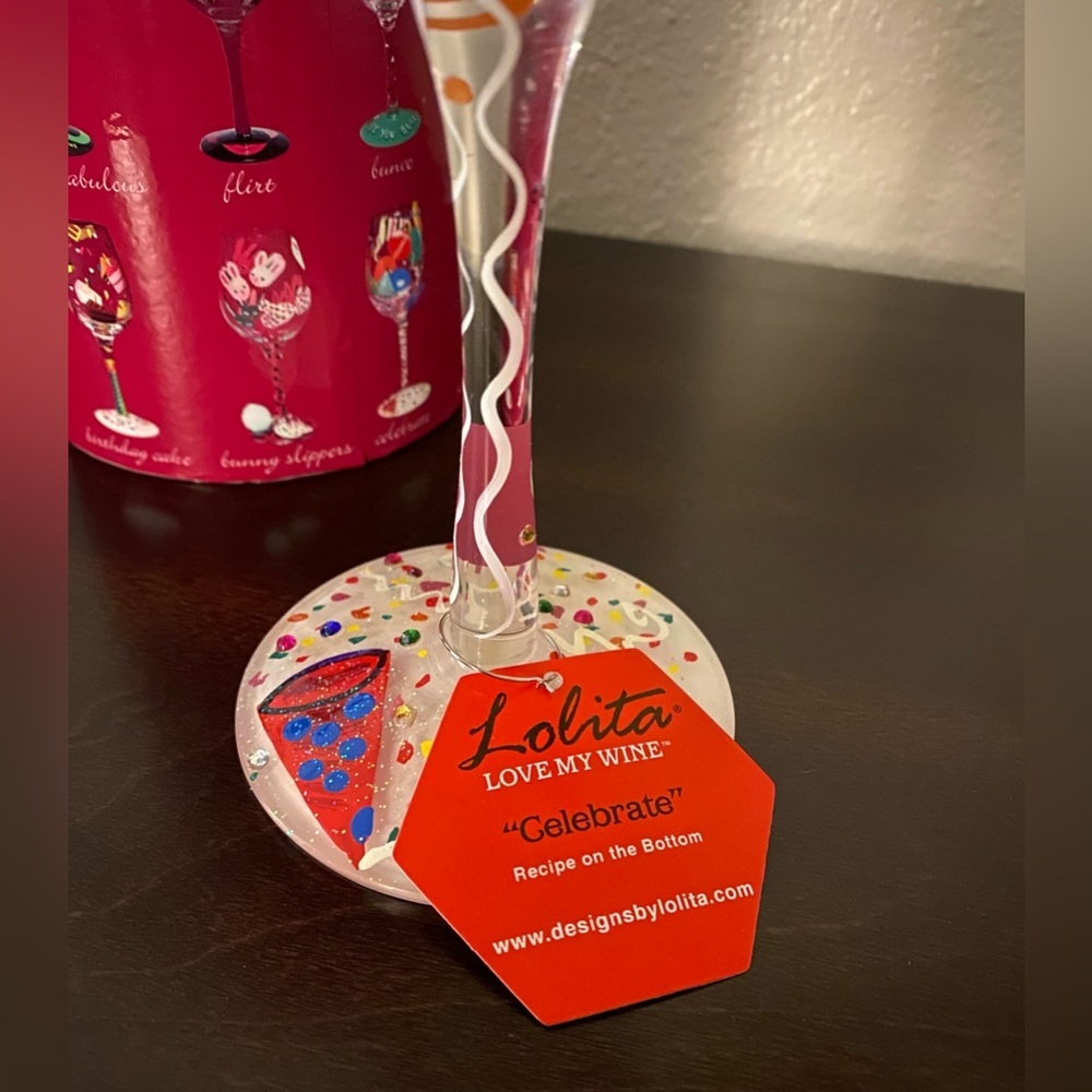 Lolita “Celebrate” Hand Painted Wine Glass 15oz | NIB | Collectible Party Glass - Picture 4 of 6